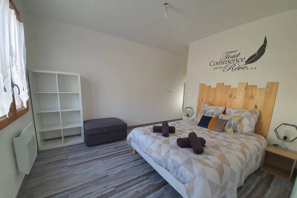 Photo of Bedroom in Meusnes