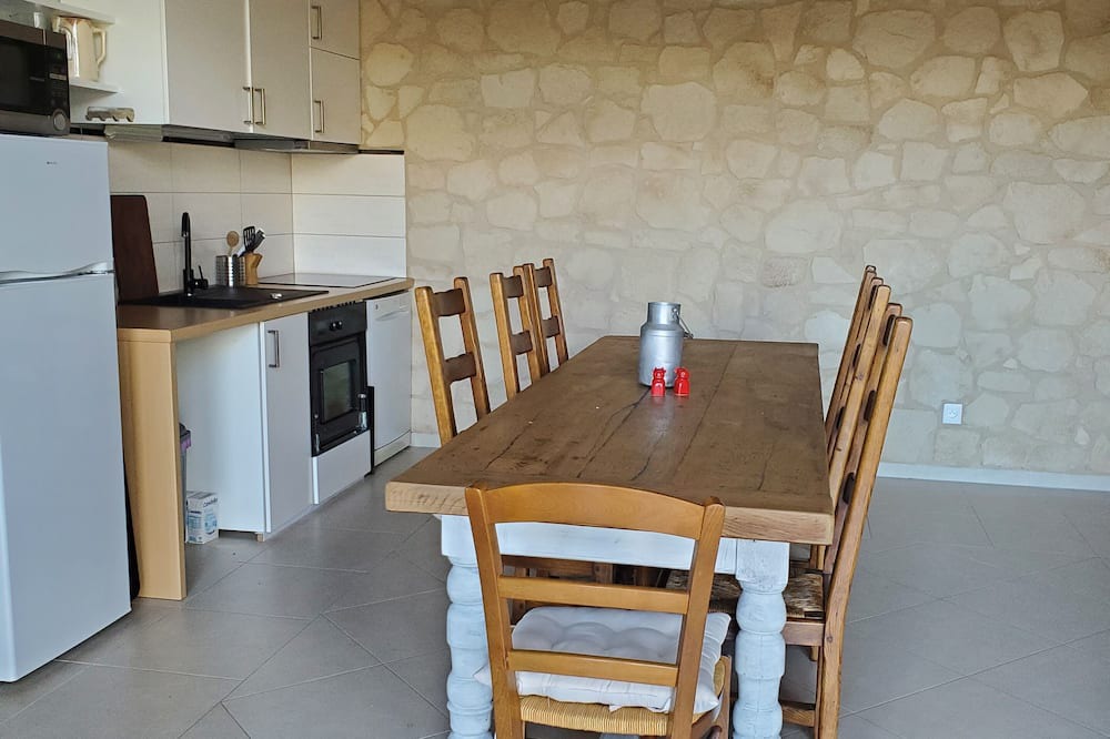 Photo of Kitchen in Reclesne