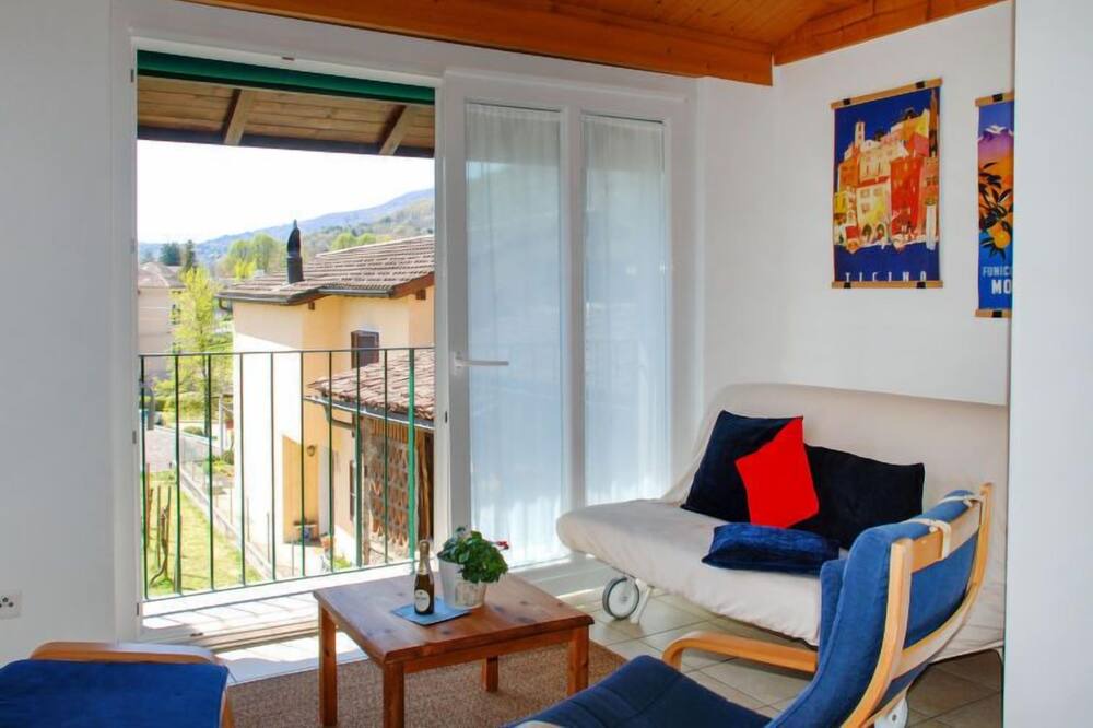 Photo of Livingroom in Magliaso