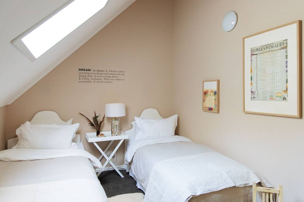 Photo of Bedroom in Mount Eliza