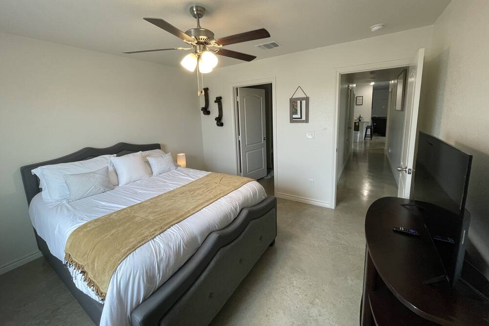 Photo of Bedroom in Killeen
