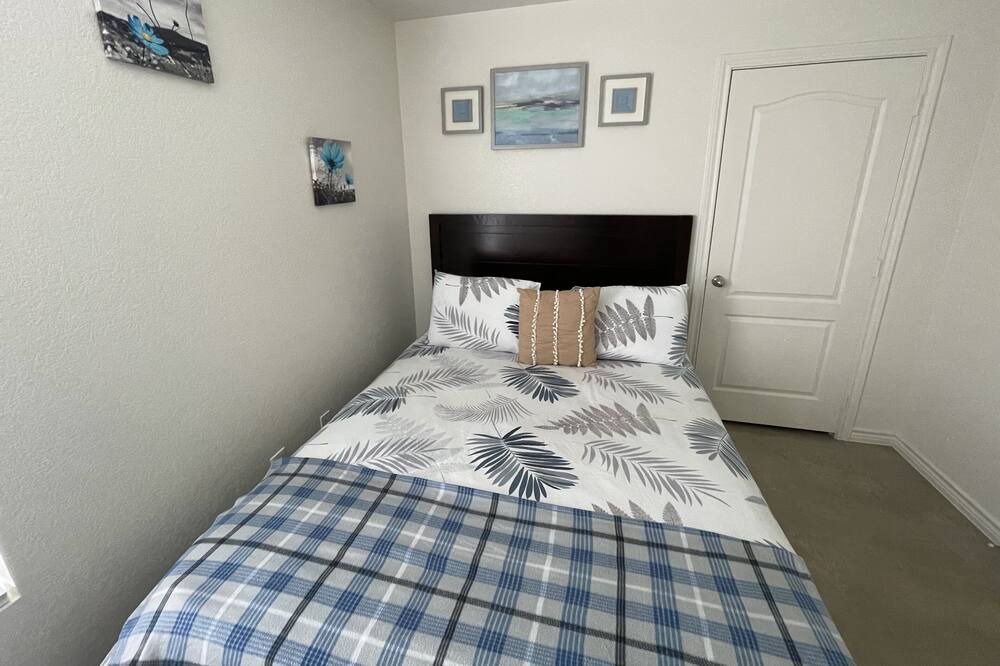 Photo of Bedroom in Killeen