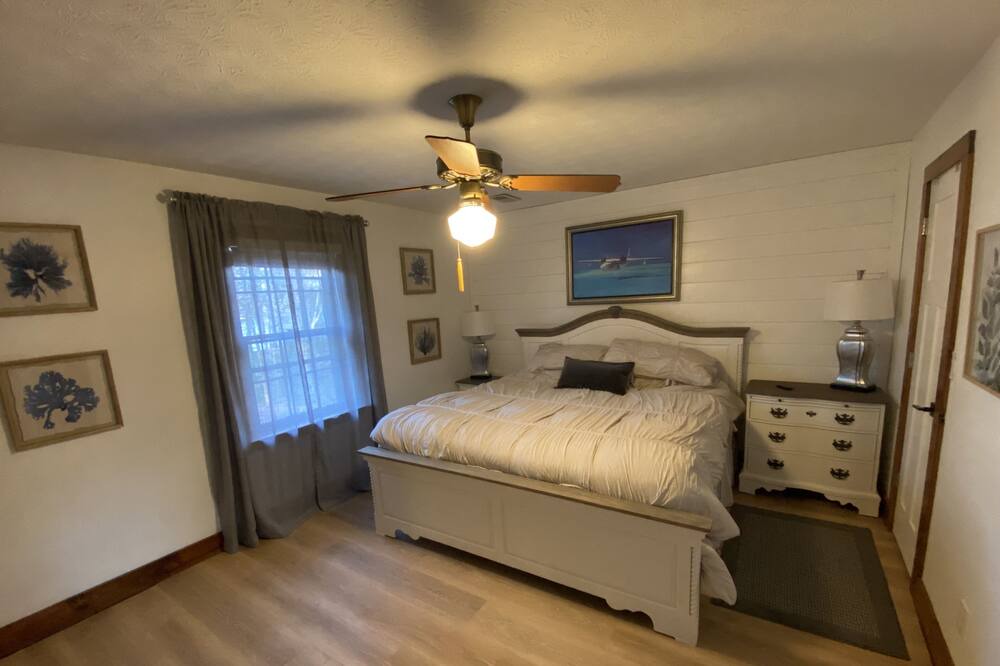 Photo of Bedroom in Eatonton