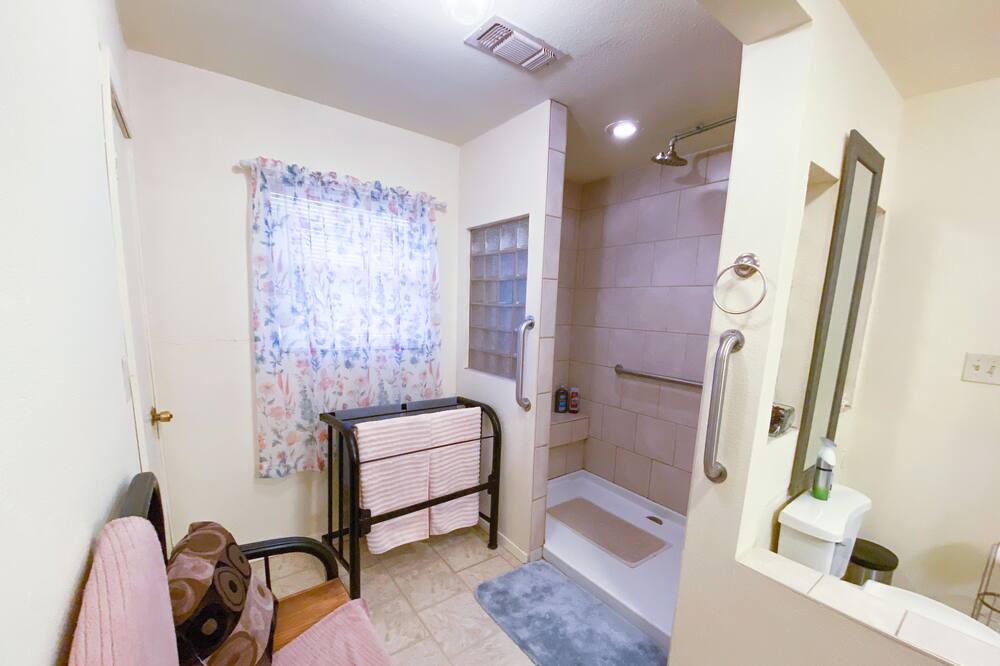 Photo of Bathroom in Brownwood