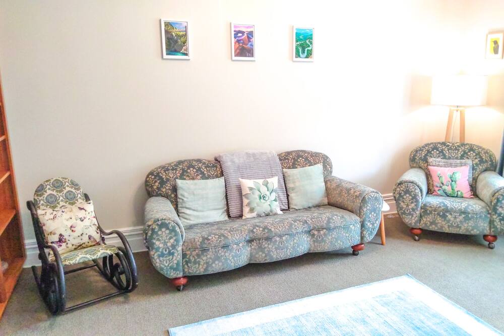 Photo of Livingroom in Whanganui