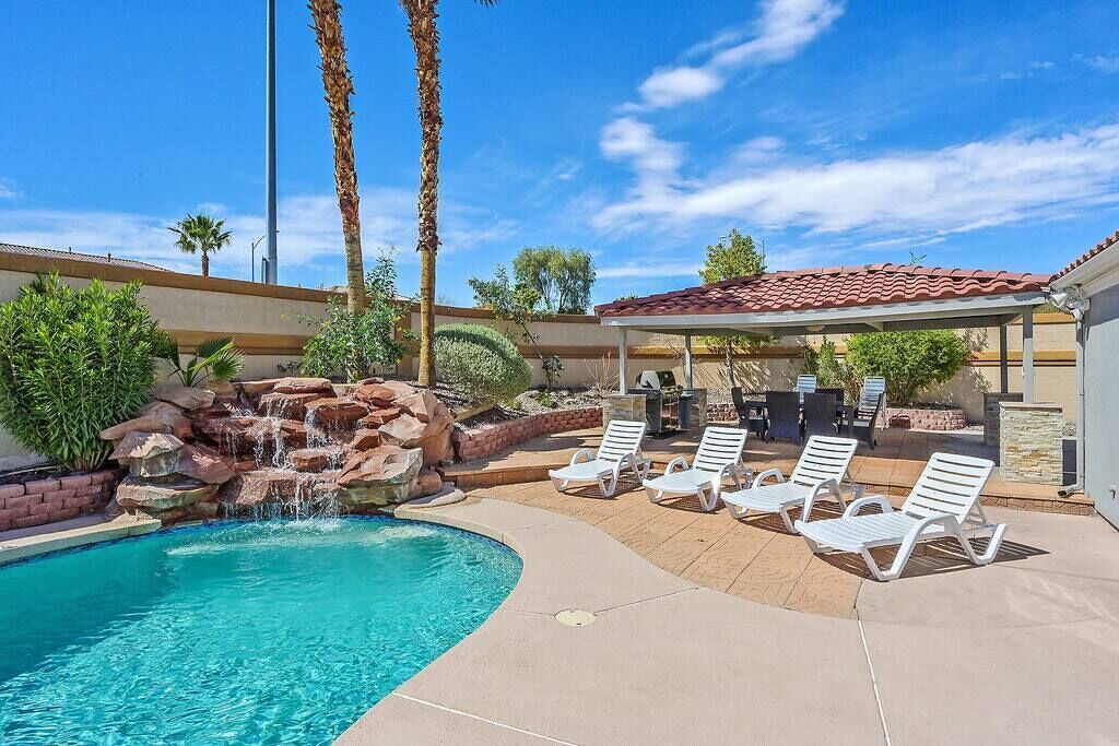 Photo of Outdoor in Spring Valley