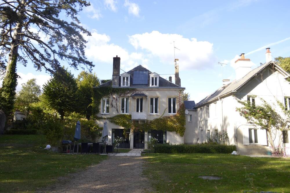 Photo of Outdoor in Saint-Jean-le-Blanc