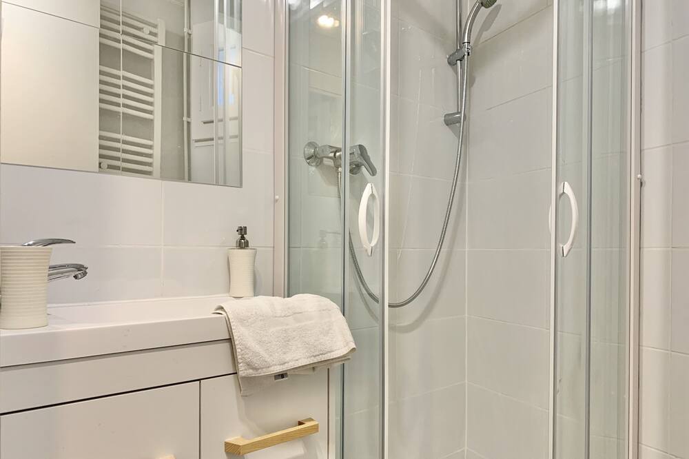 Photo of Bathroom in Quartier des Eaux-Claires