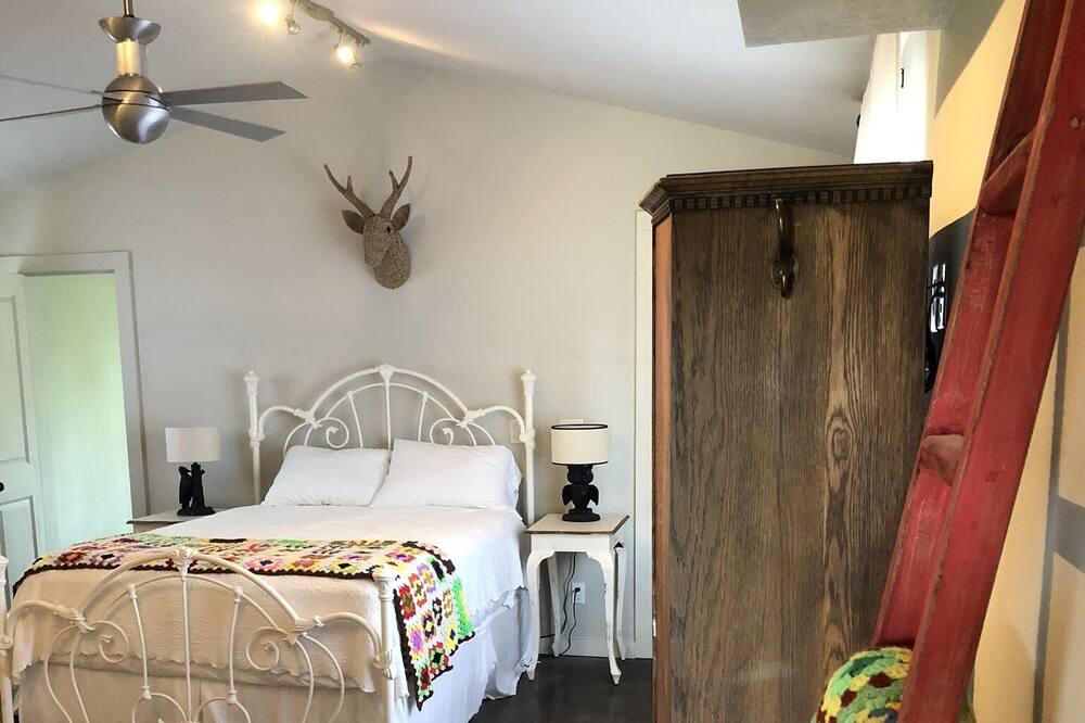 Photo of Bedroom in Argyle