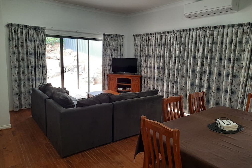 Photo of Livingroom in Gawler