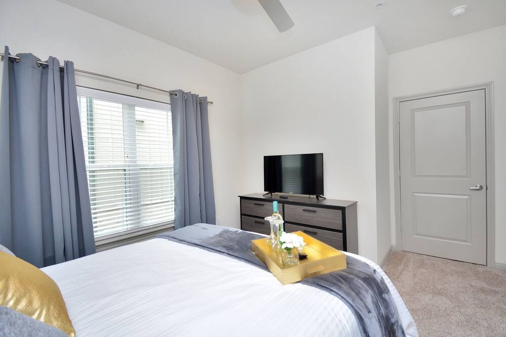 Photo of Bedroom in Pleasant Valley