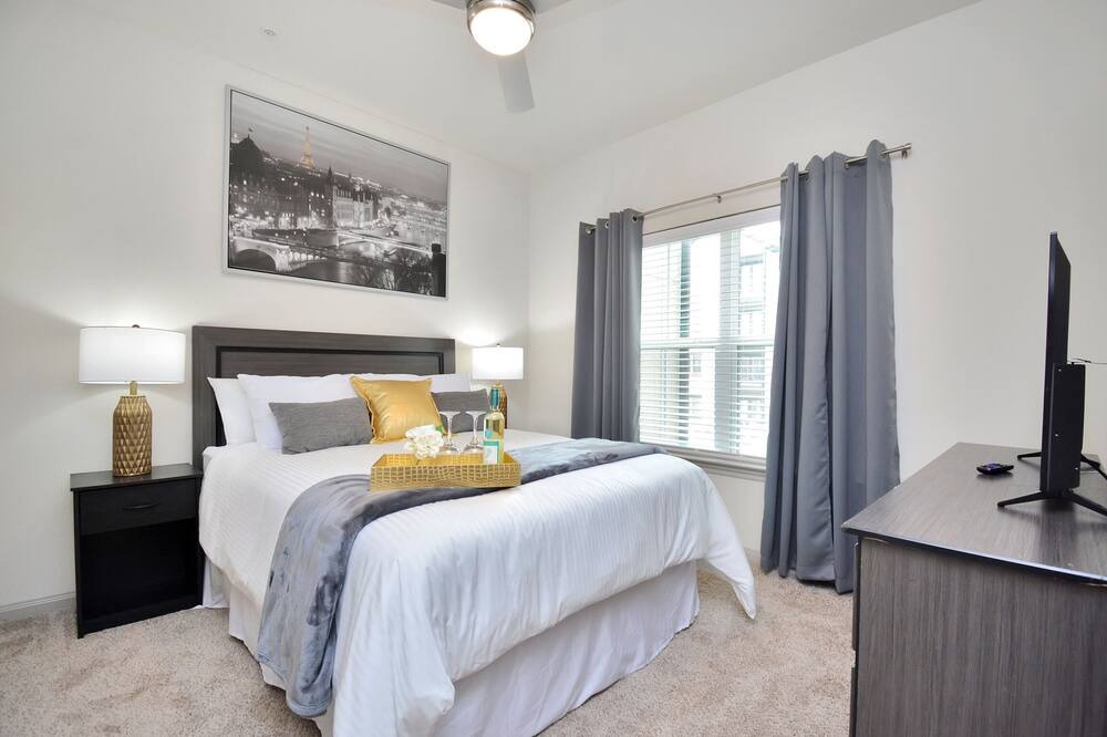 Photo of Bedroom in Pleasant Valley