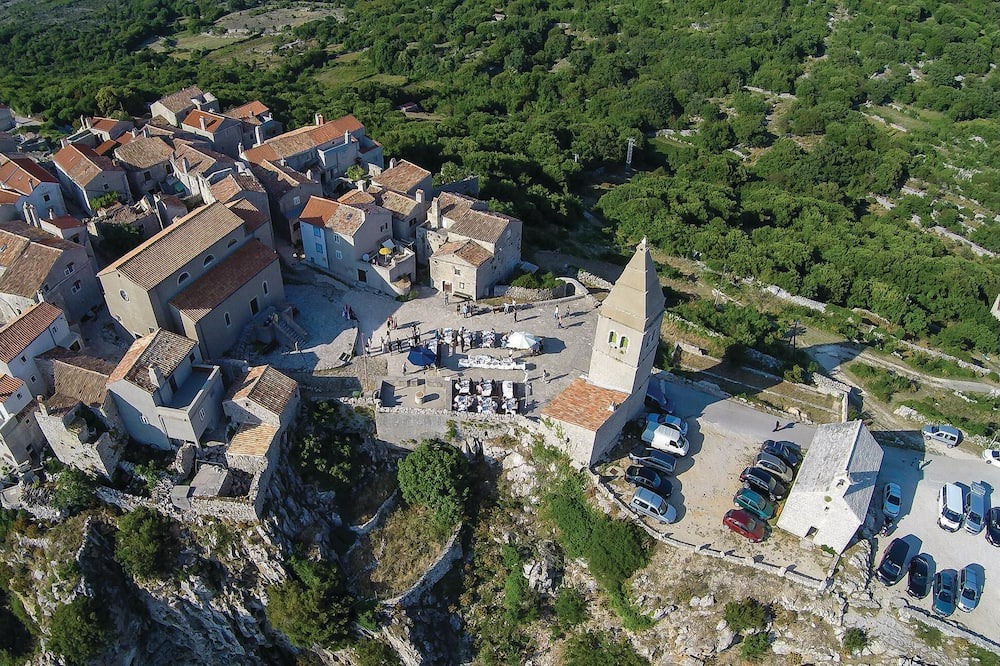 Photo of Others in Porozina