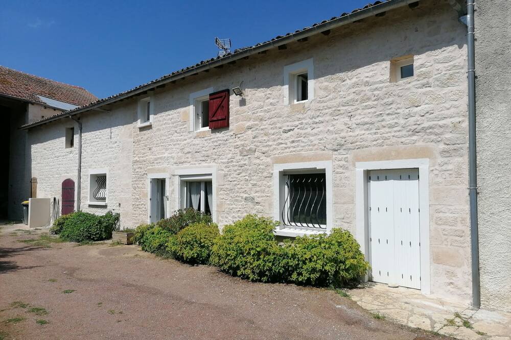 Photo of Outdoor in La Creche