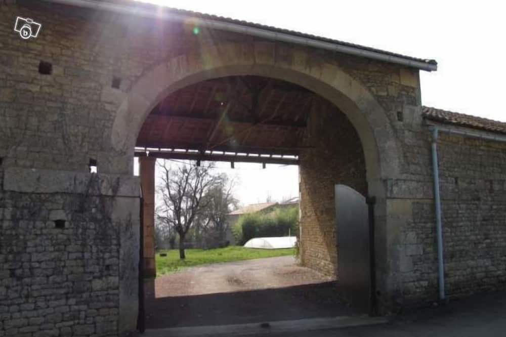 Photo of Outdoor in La Creche