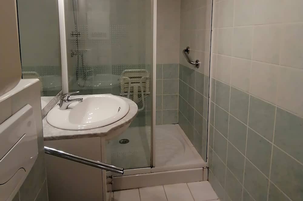 Photo of Bathroom in La Creche