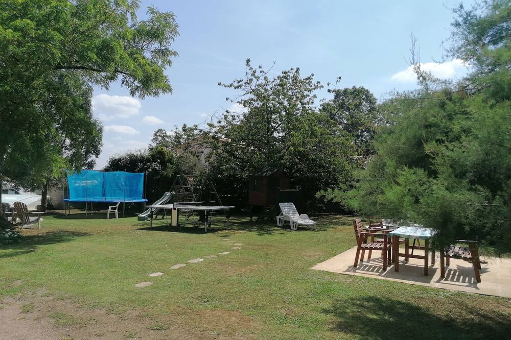 Photo of Outdoor in La Creche