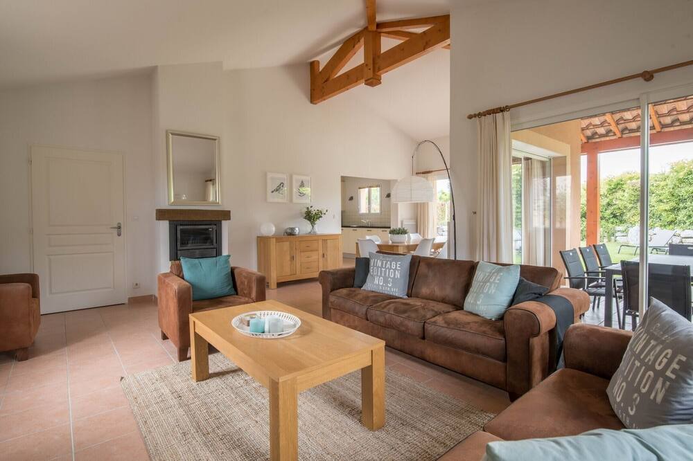 Photo of Livingroom in Vallon-Pont-d'Arc