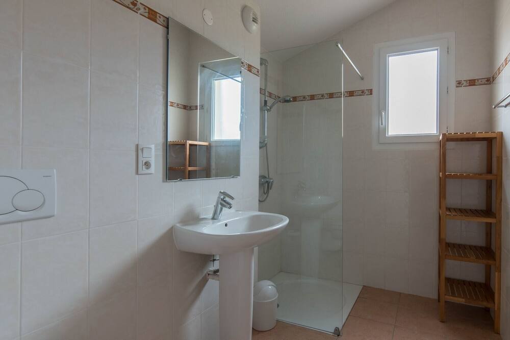 Photo of Bathroom in Vallon-Pont-d'Arc
