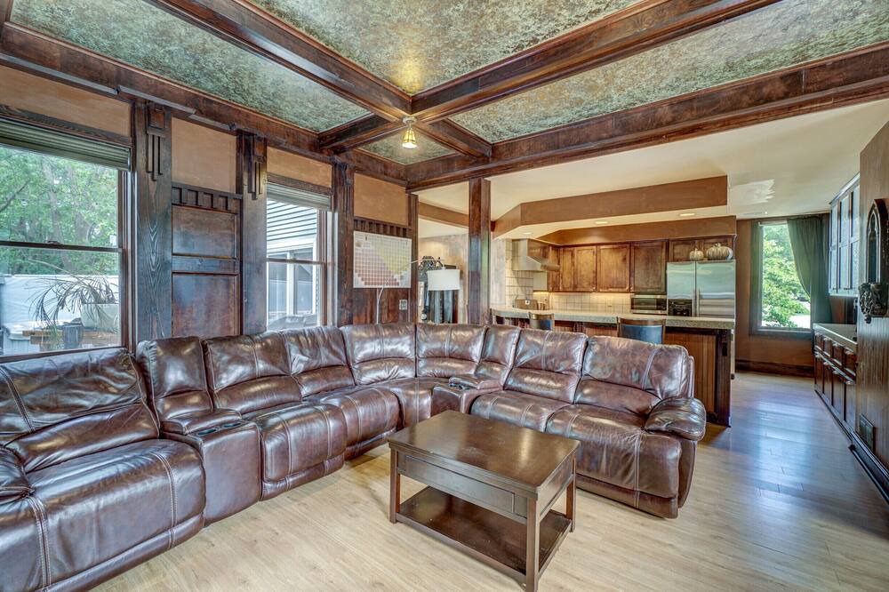 Photo of Livingroom in Hudson