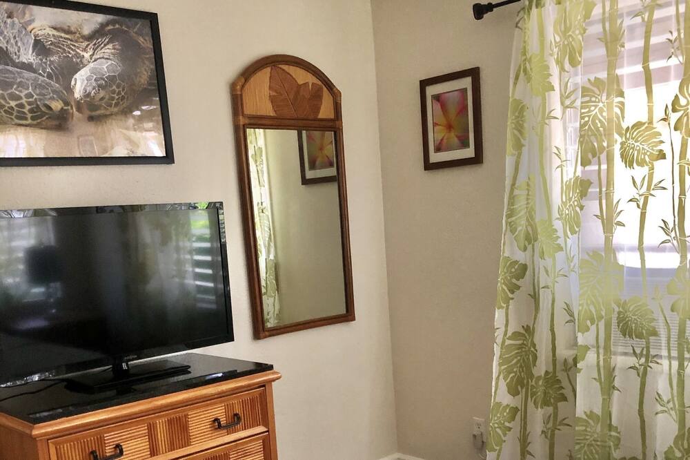 Photo of Bedroom in Ewa