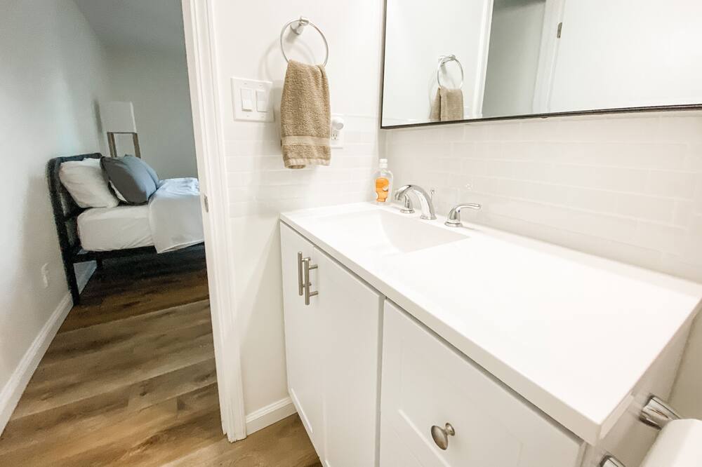 Photo of Bathroom in Lyndon