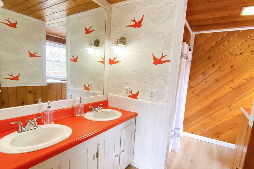 Photo of Bathroom in Saranac Lake