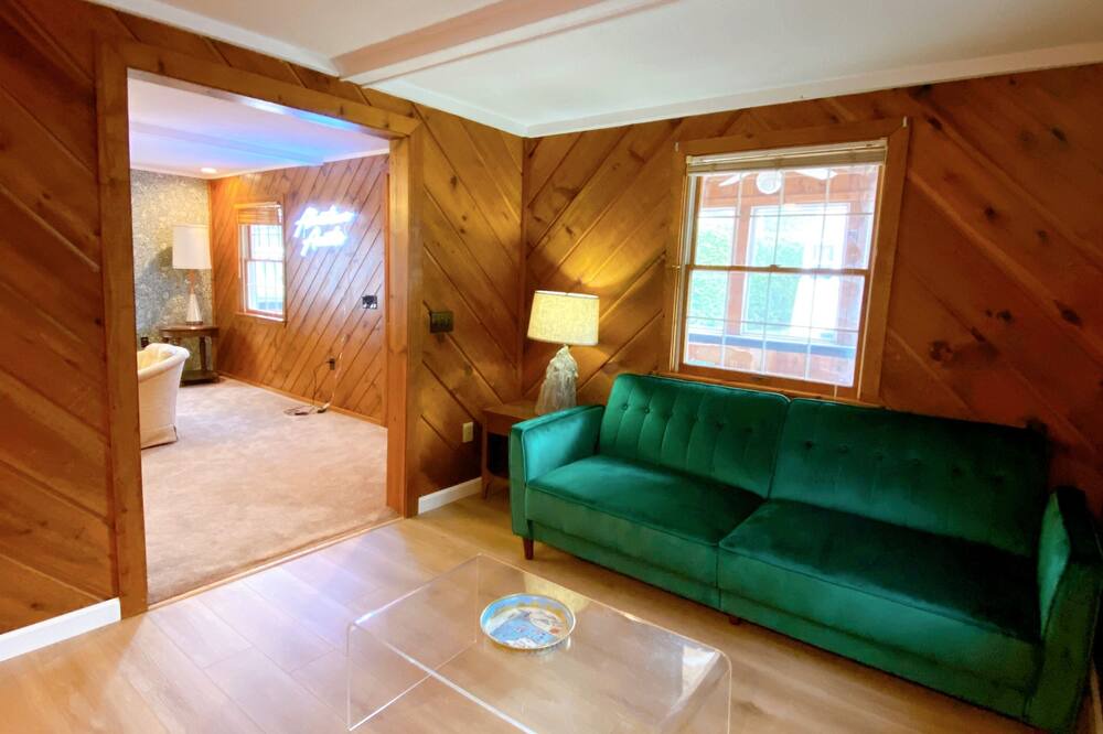 Photo of Livingroom in Saranac Lake