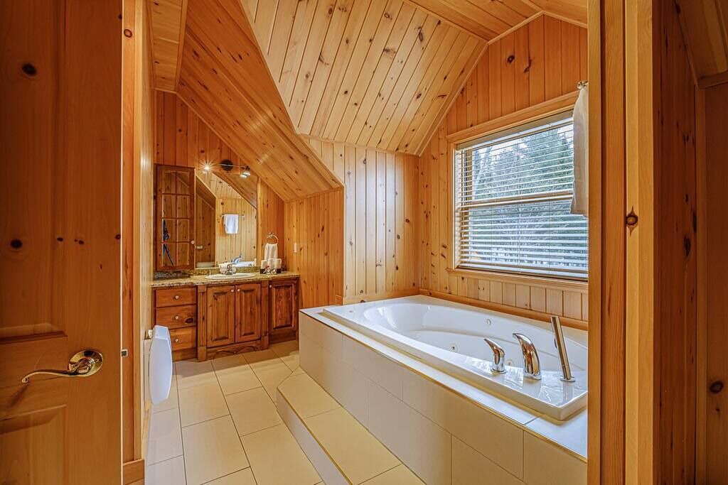 Photo of Others in Fiddler Lake Resort