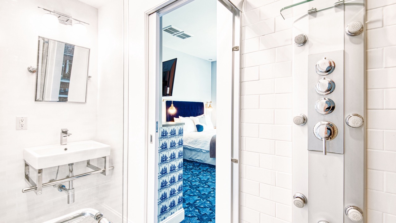 Photo of Others in Hudson