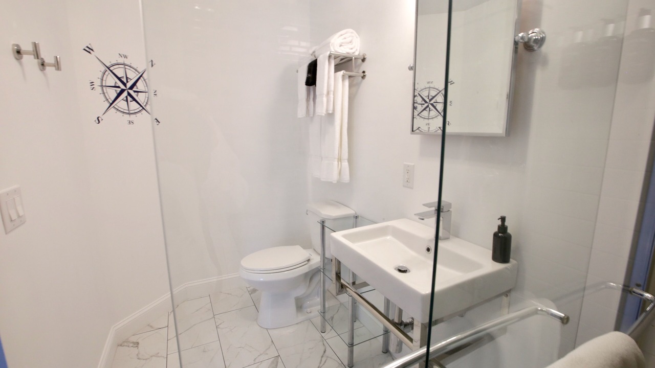 Photo of Others in Hudson