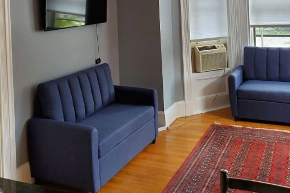 Photo of Livingroom in Downtown Portland