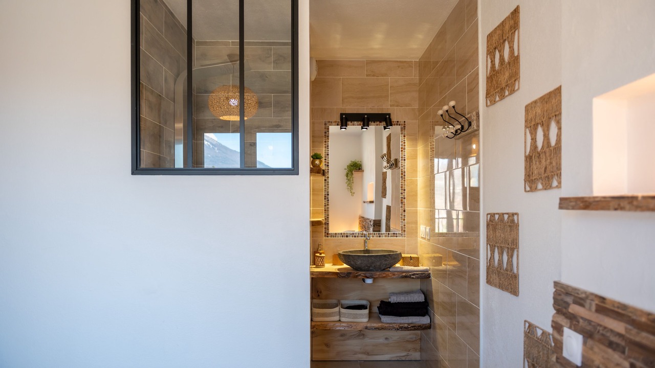 Photo of Others in Gap