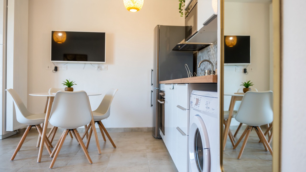 Photo of Others in Gap