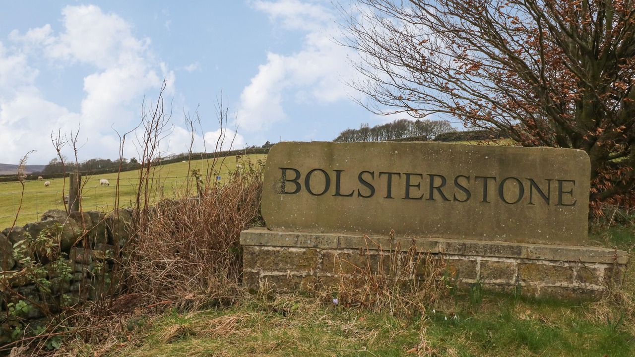 Photo of Others in Hoylandswaine