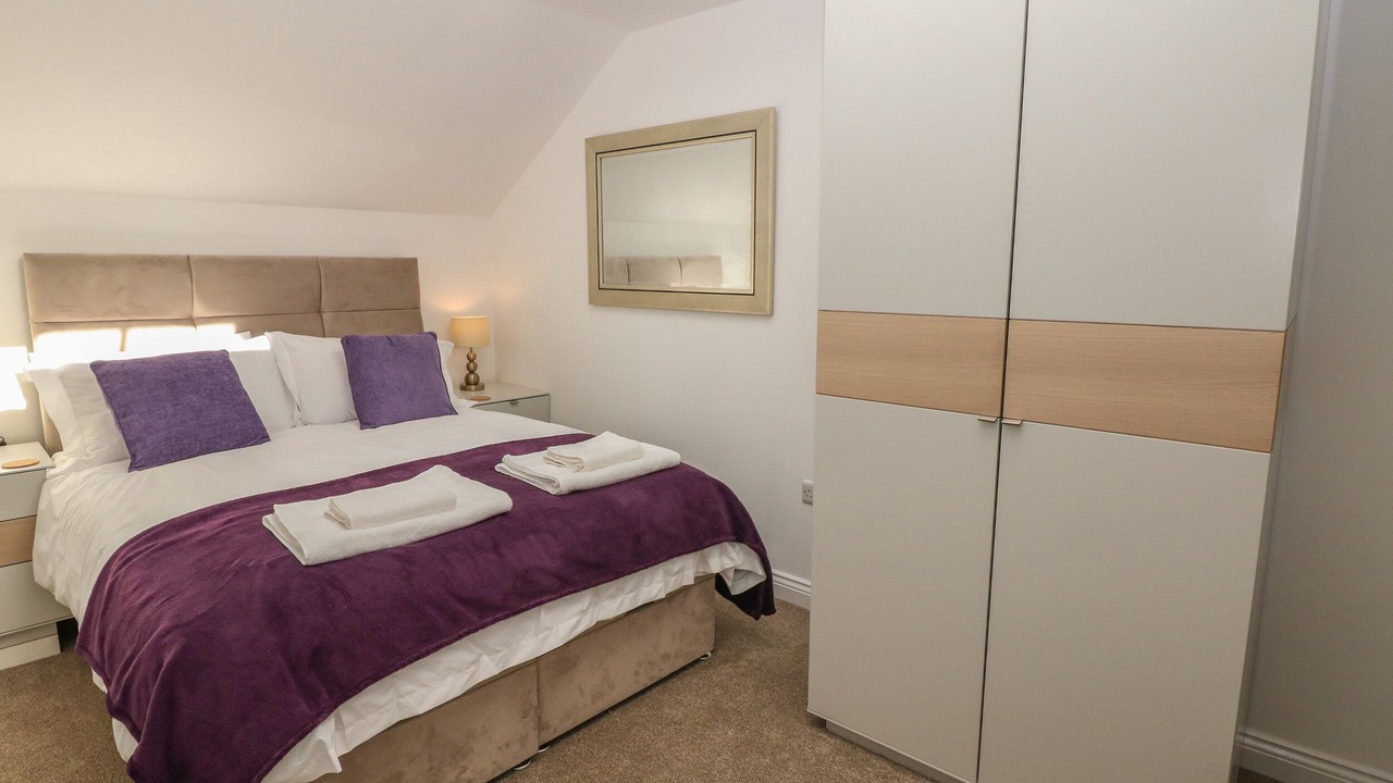 Photo of Others in Hoylandswaine