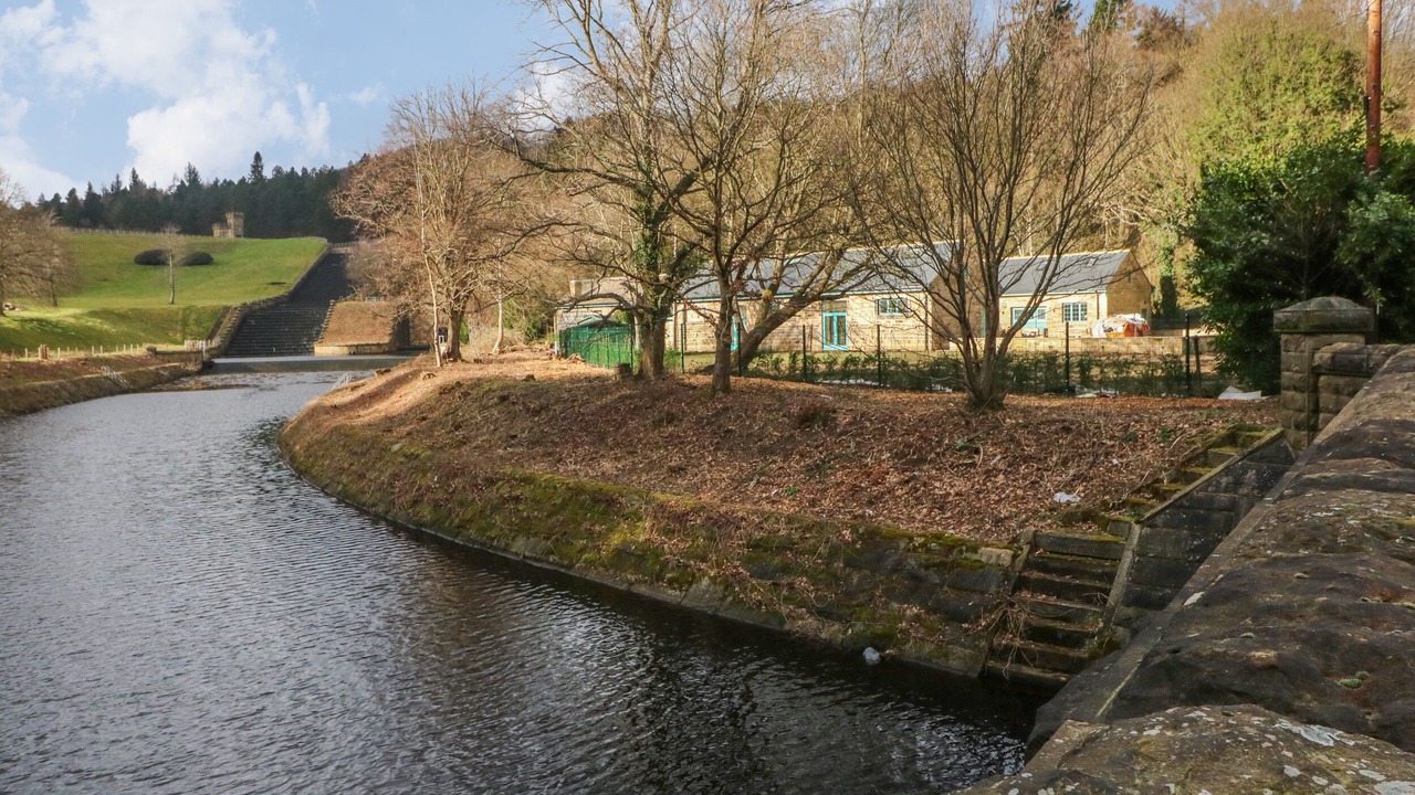 Photo of Others in Hoylandswaine