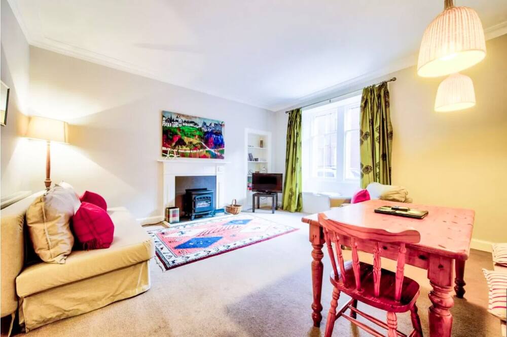 Photo of Livingroom in North Berwick