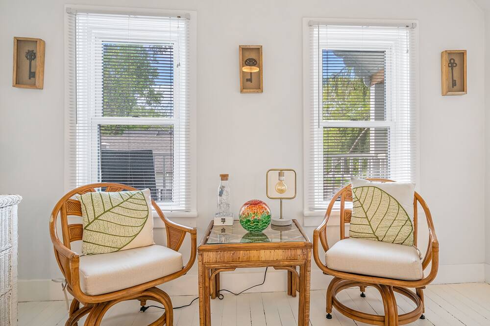 Photo of Livingroom in Crystal Beach