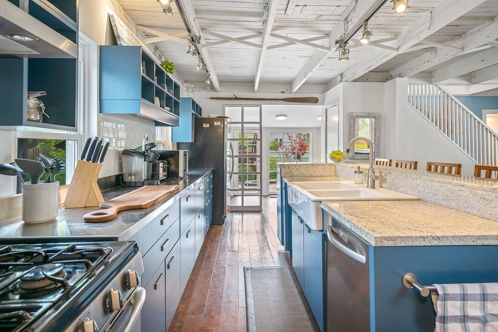 Photo of Kitchen in Crystal Beach