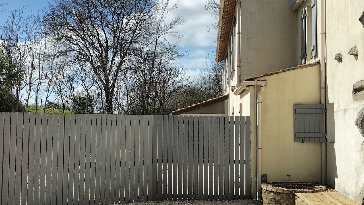 Photo of Outdoor in Saint-Jean-de-Beugne