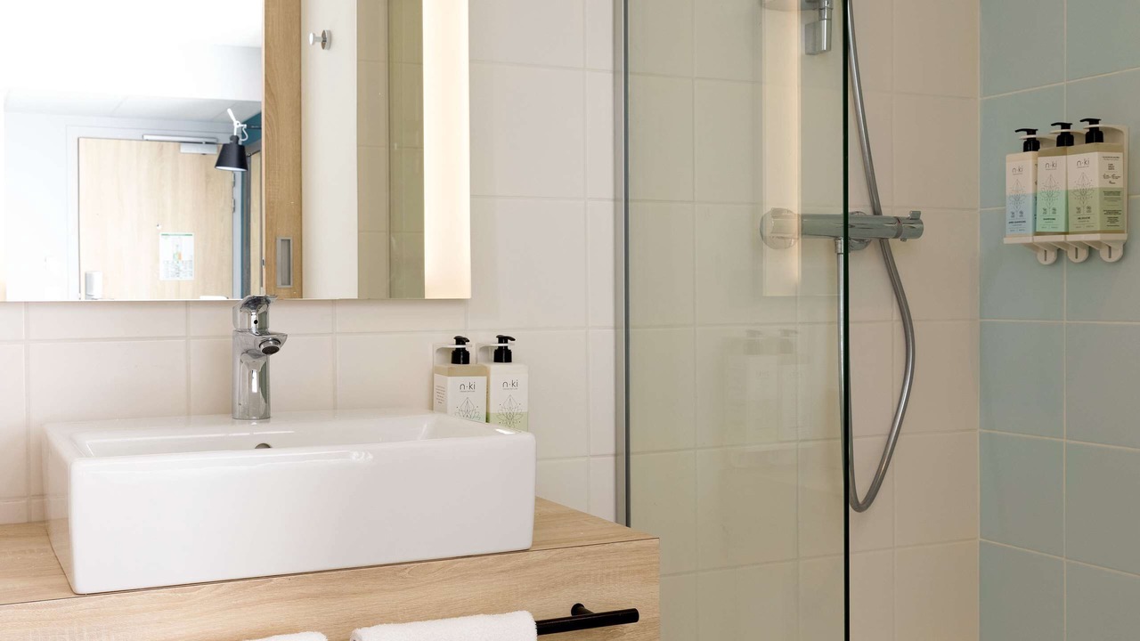 Photo of Bathroom in Tours City Centre