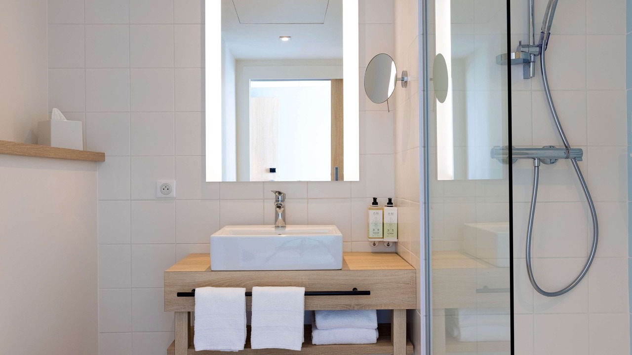 Photo of Bathroom in Tours City Centre
