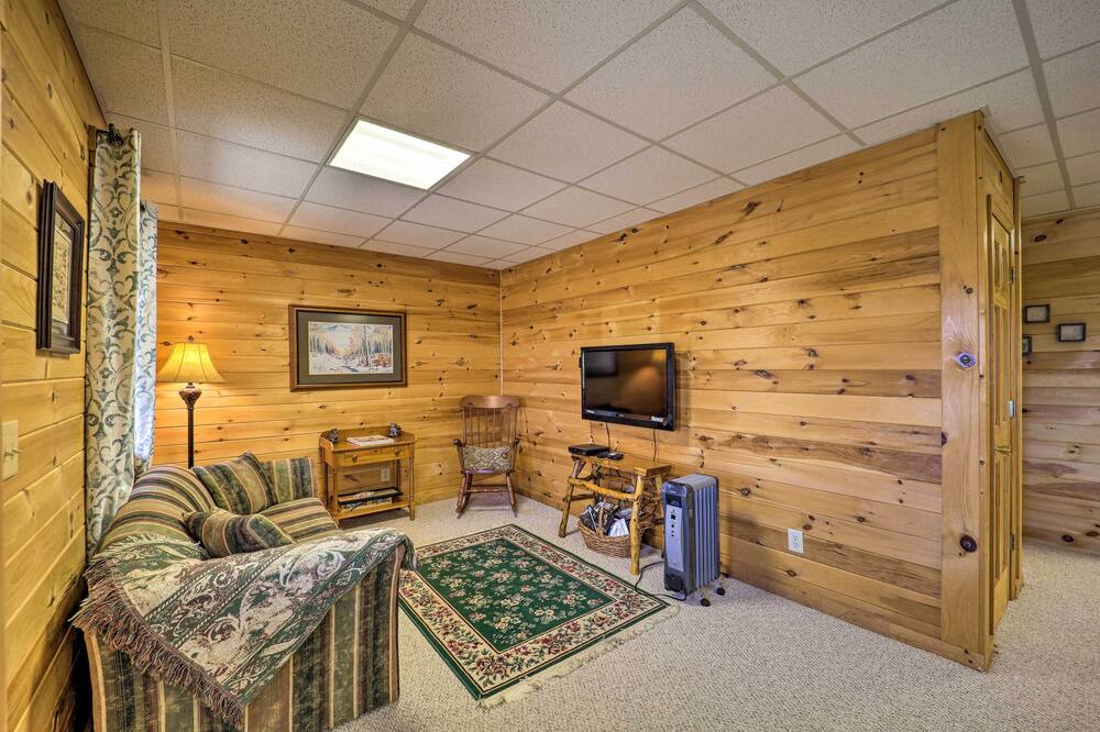 Photo of Bedroom in Purlear