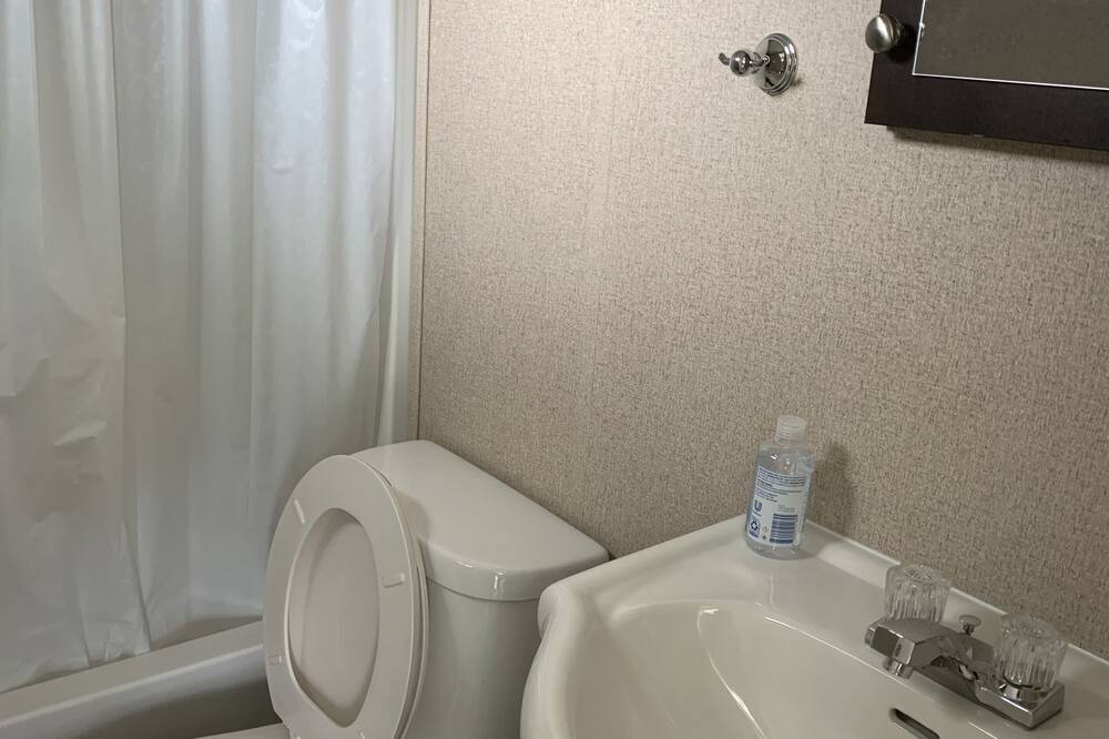 Photo of Bathroom in Pointe aux Roches