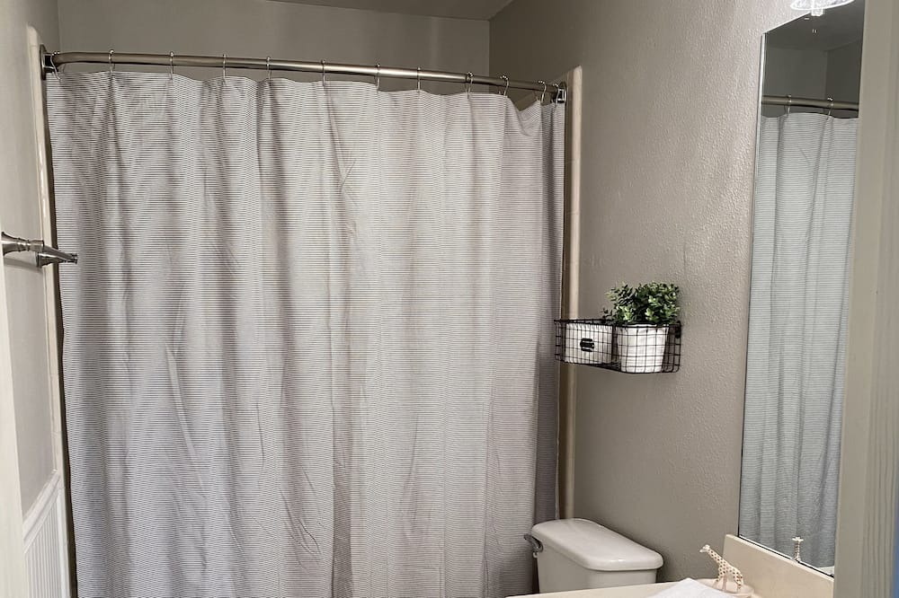Photo of Bathroom in Grapevine