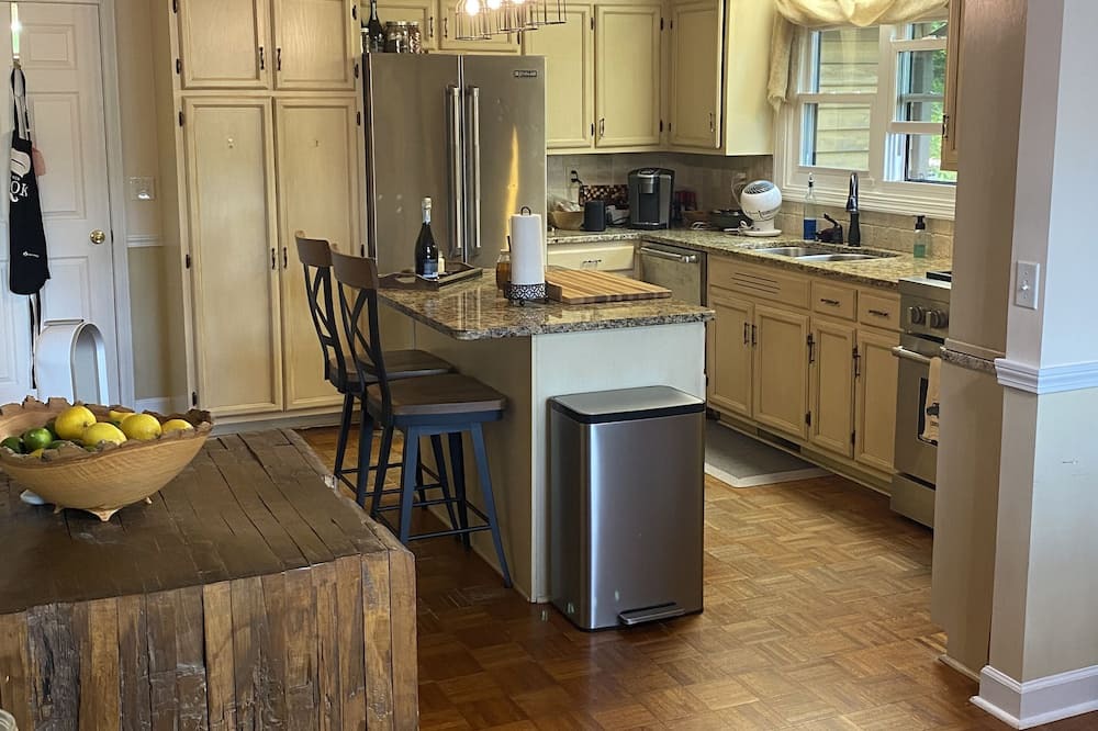 Photo of Kitchen in Asbury