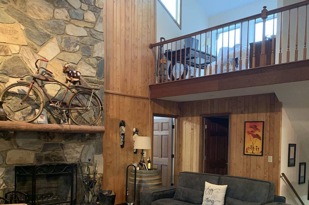 Photo of Livingroom in Asbury