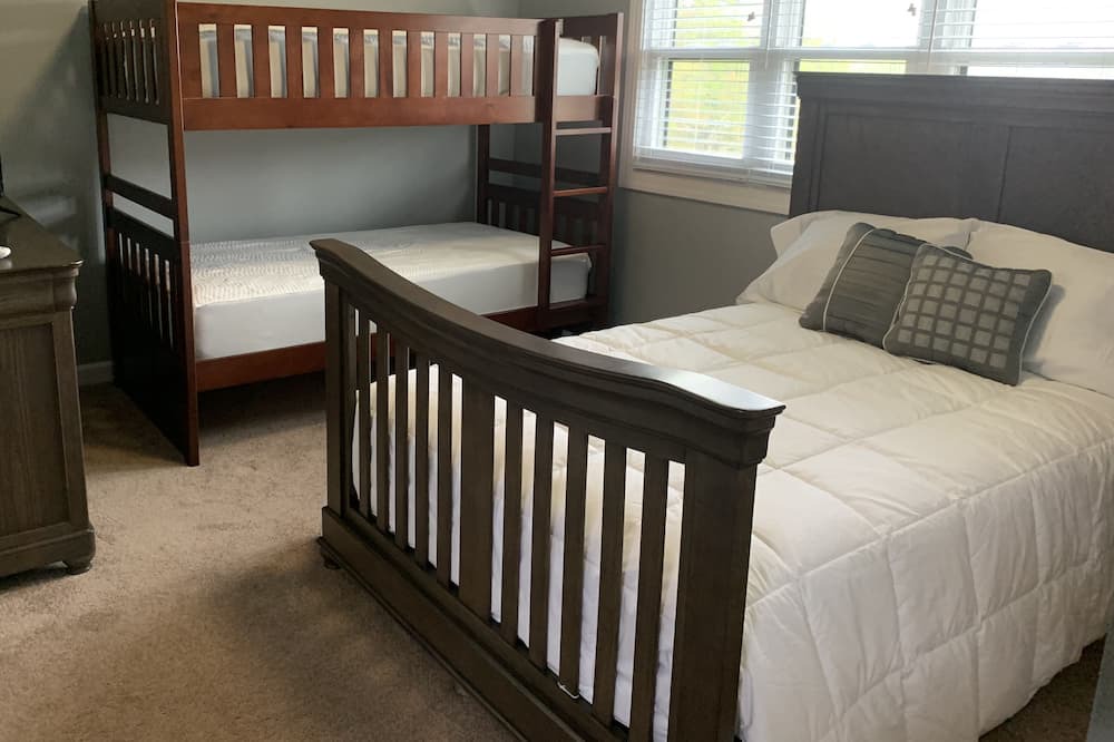 Photo of Bedroom in Asbury