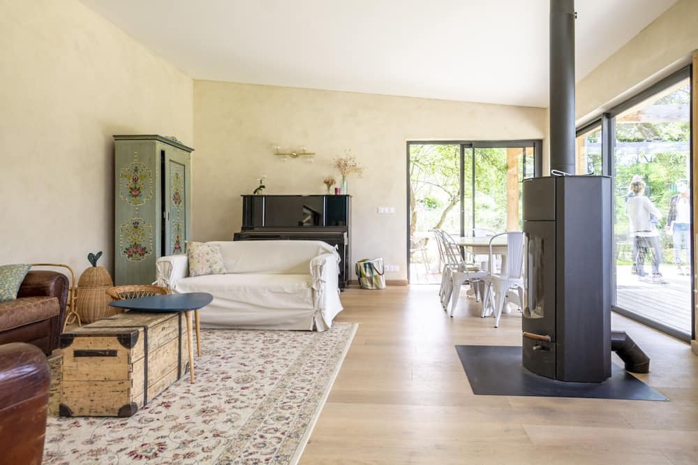 Photo of Livingroom in Brouzet-les-Quissac